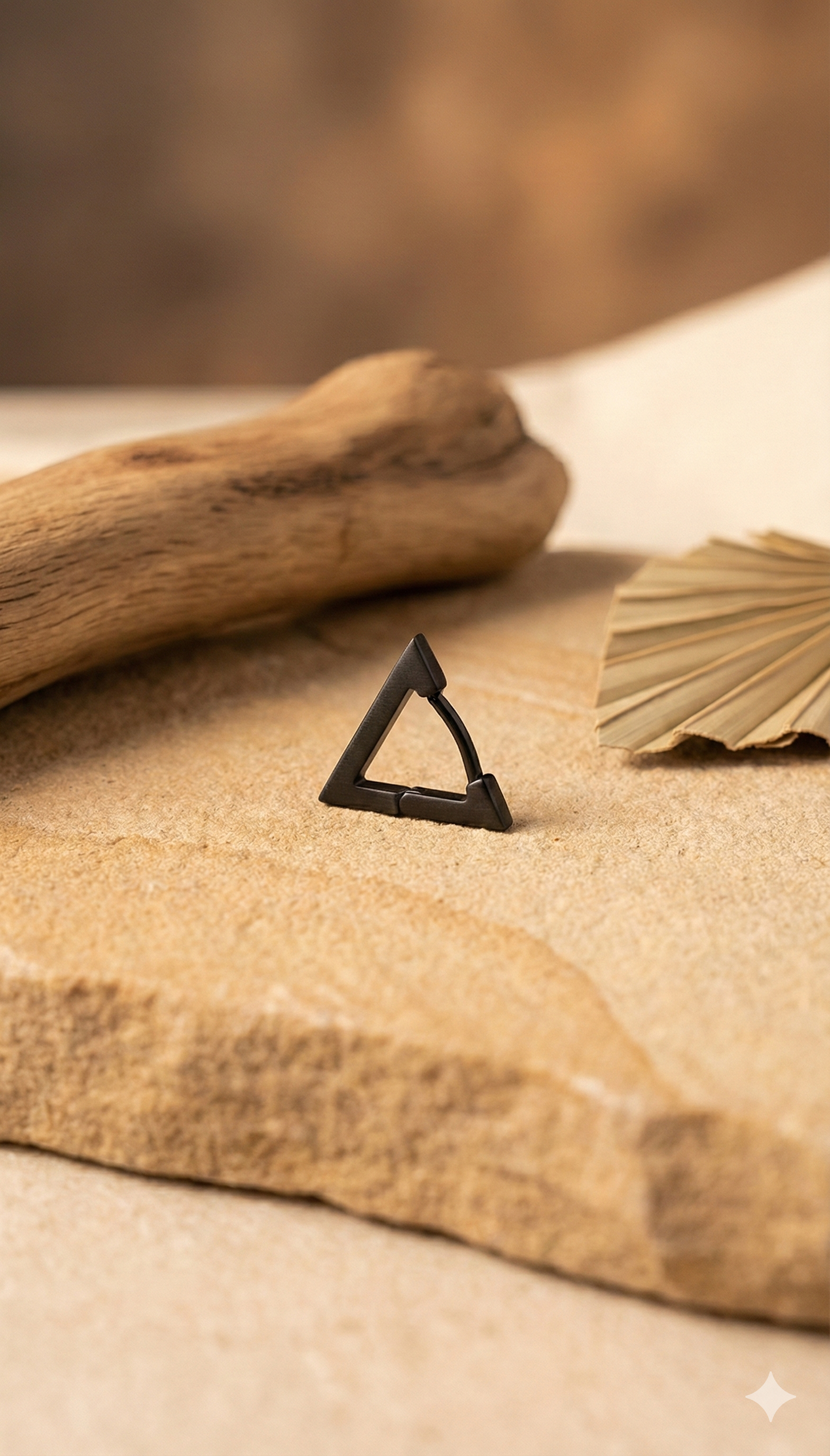 TRIANGLE EARRING