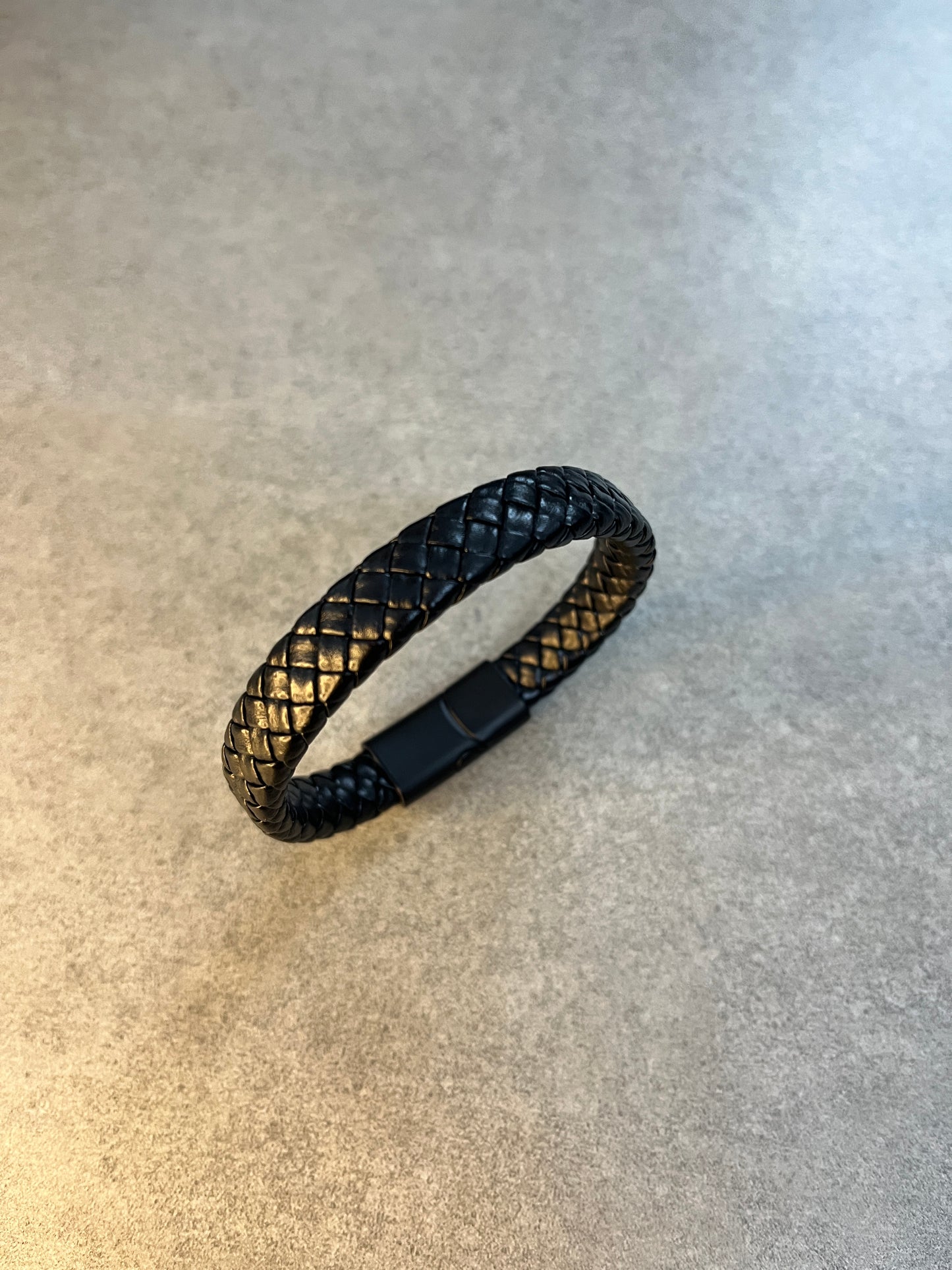 BRAIDED BRACELET