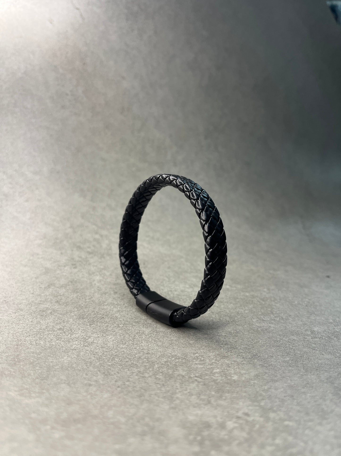 BRAIDED BRACELET