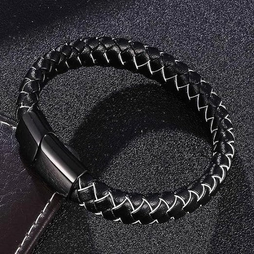 BRAIDED BRACELET