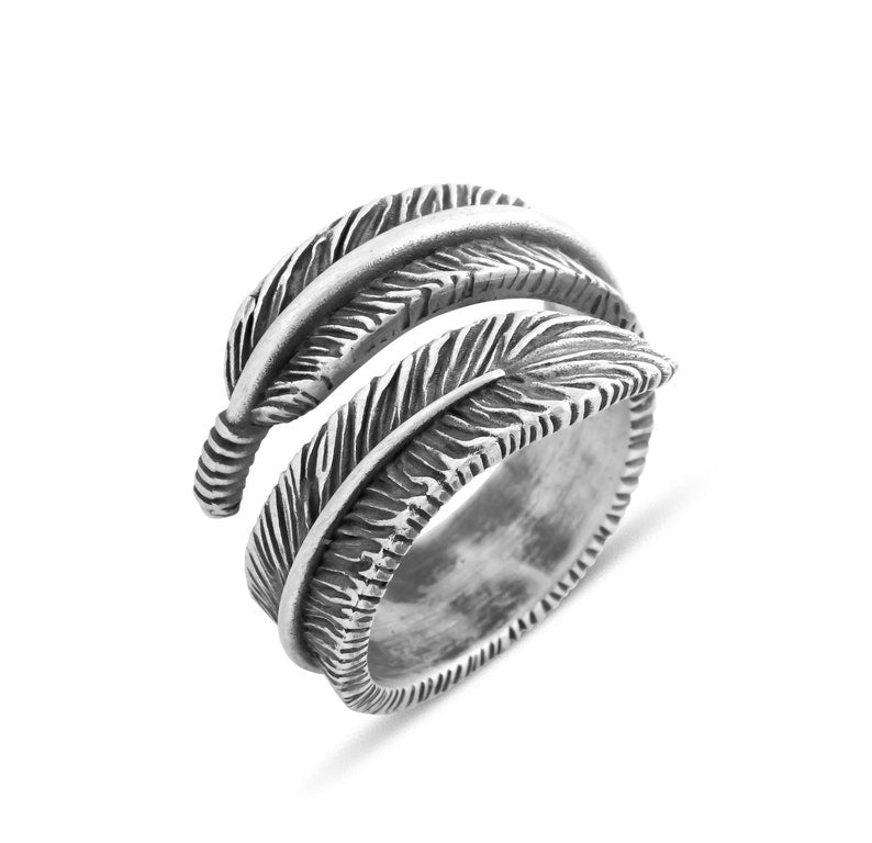 FEATHER RING